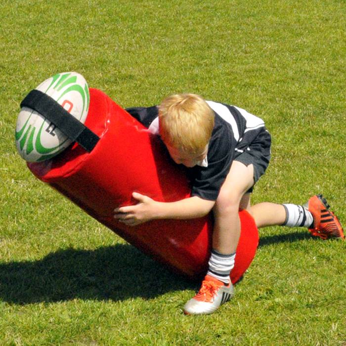 childrens rugby tackle bag JUNIOR 4FT / 120 CM / AFL TRAINNING Mani Sports Make great progress in training this season with the Gilbert Tackle Bags. Performance Rugby Union Tackle Bag